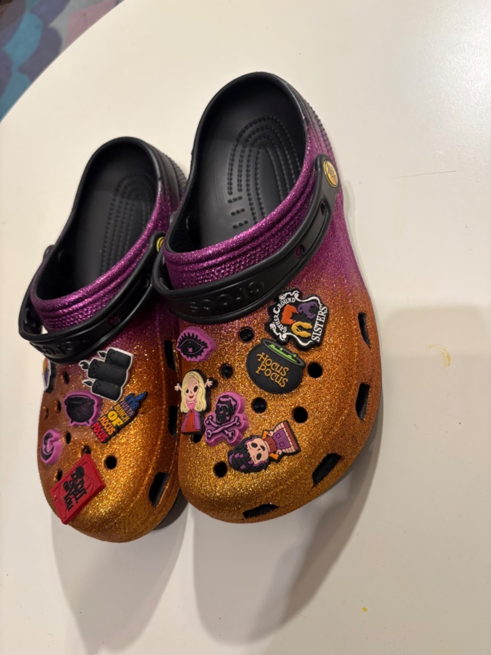Disney Hocus Pocus Crocs - Picture 2 of 9